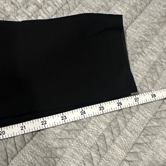 Liverpool Black Ankle Pants - Picture 9 of 9